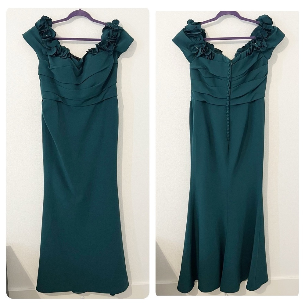 GIA FRANCO 12220 Emerald Green Gown Formal Evening Dress Jeweled Size 16 NWT